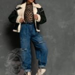 Jeansy boyfriend z paskiem Duffel granatowe