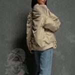 Kurtka bomberka oversize Field beżowa