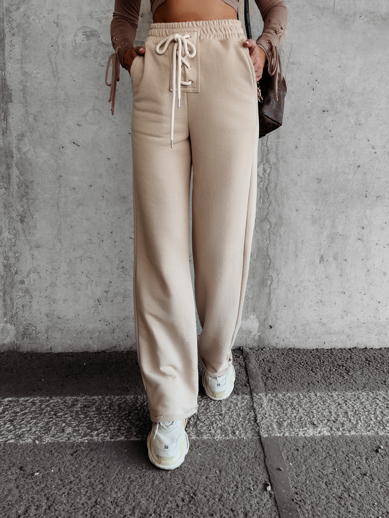 Spodnie dresowe bawełniane Cierra Ola Voga beżowe