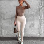 Legginsy połyskujące z klamrą Arleen Ola Voga beżowe