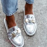 Mokasyny Madam Bobi srebrne