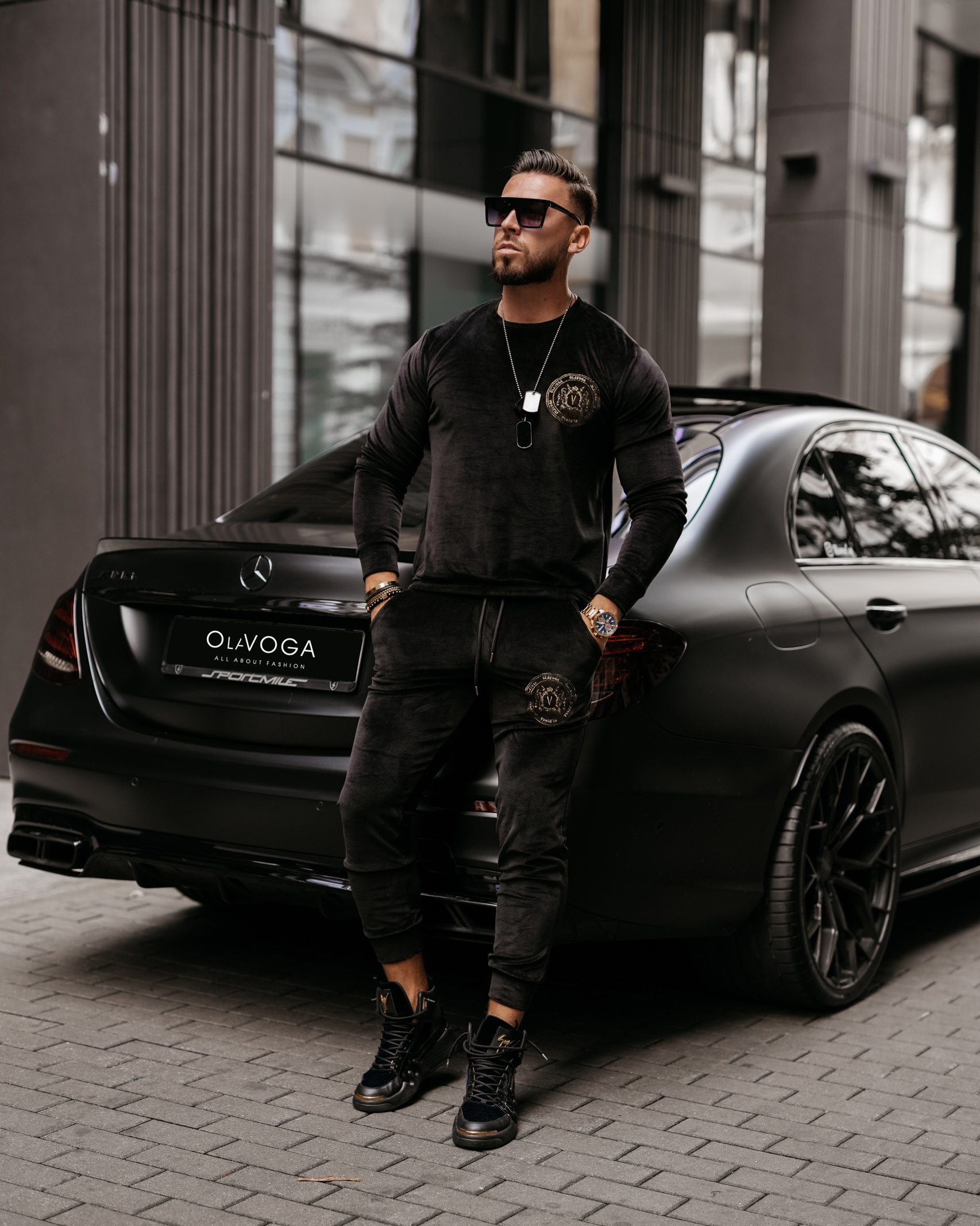 Komplet welurowy męski Burias Ola Voga czarny