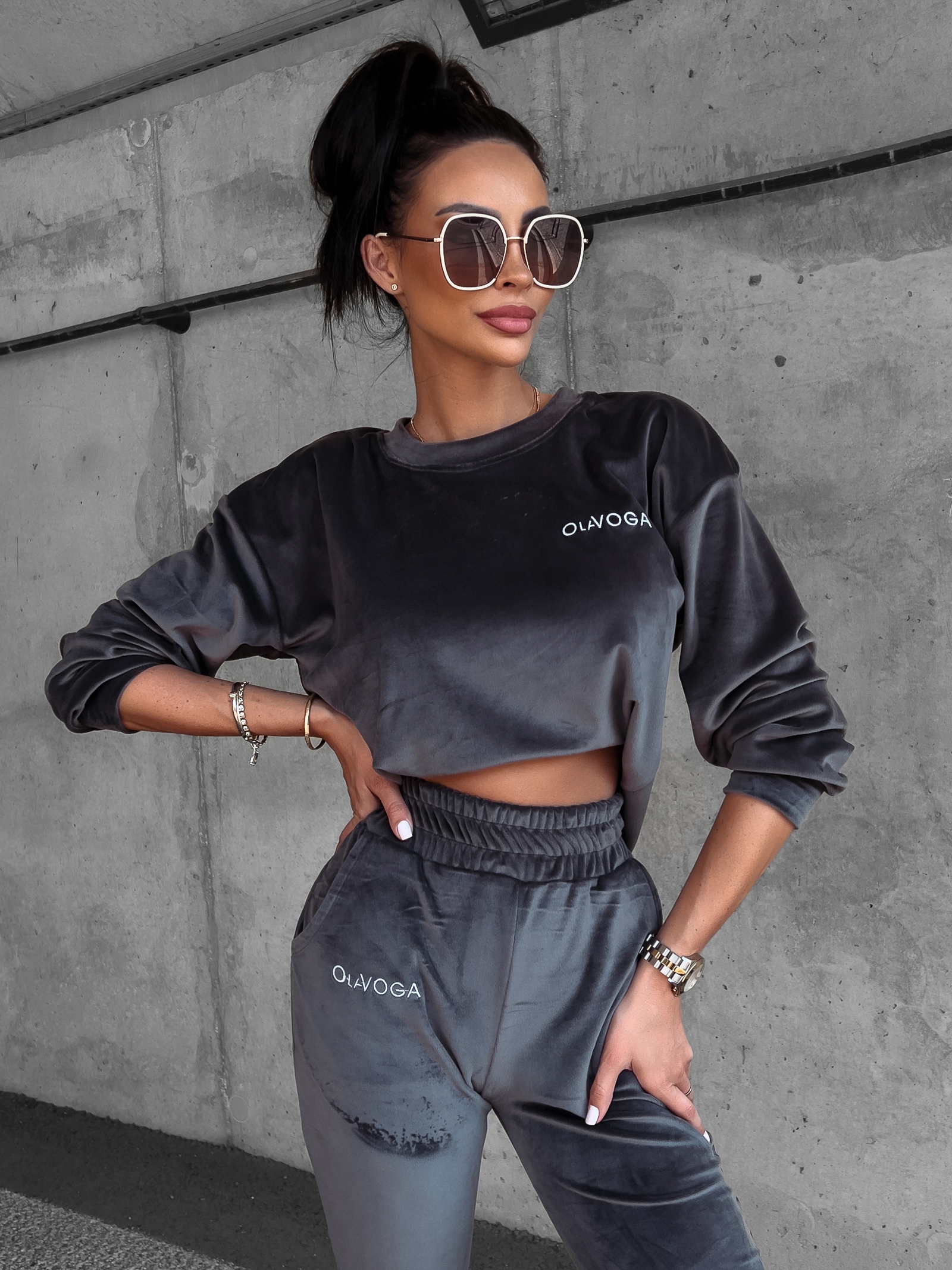 Komplet damski welurowy Oroton Ola Voga szary