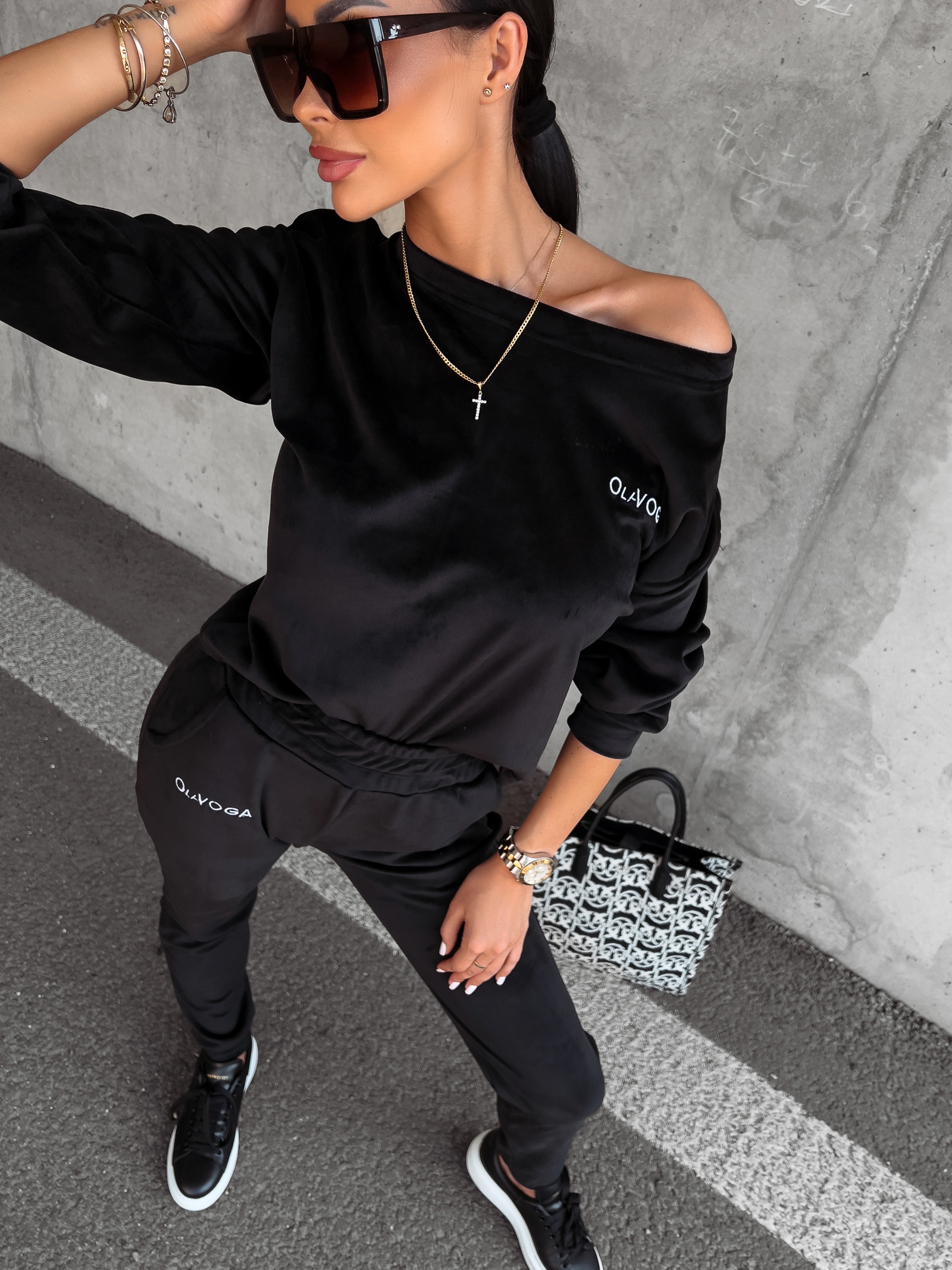 Komplet damski welurowy Oroton Ola Voga czarny Komplet damski welurowy Oroton Ola Voga czarny