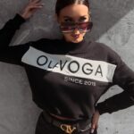 Bluza damska z półgolfem Kailee Ola Voga czarna