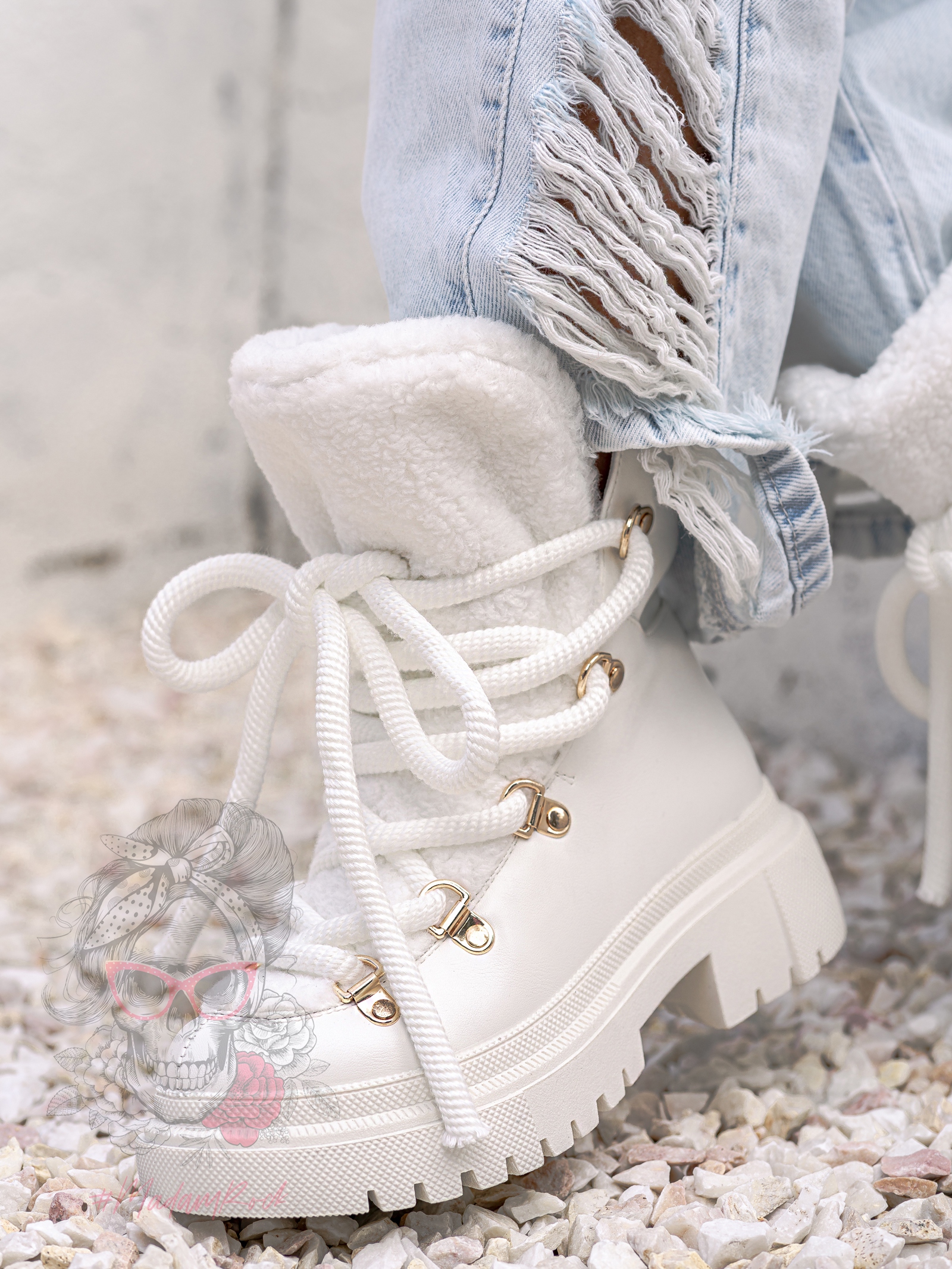 Botki z barankiem Madam Bemoli białe