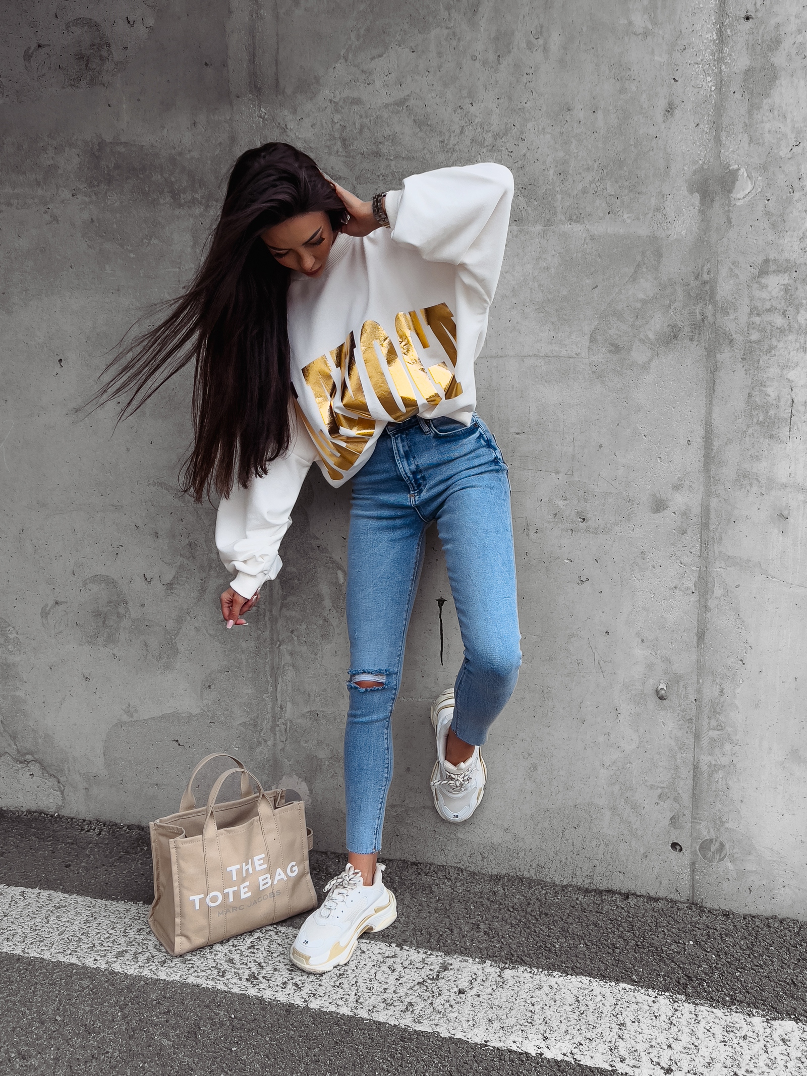 Bluza bawełniana oversize złoty nadruk Varis Ola Voga ecru Bluza bawełniana oversize złoty nadruk Varis Ola Voga ecru