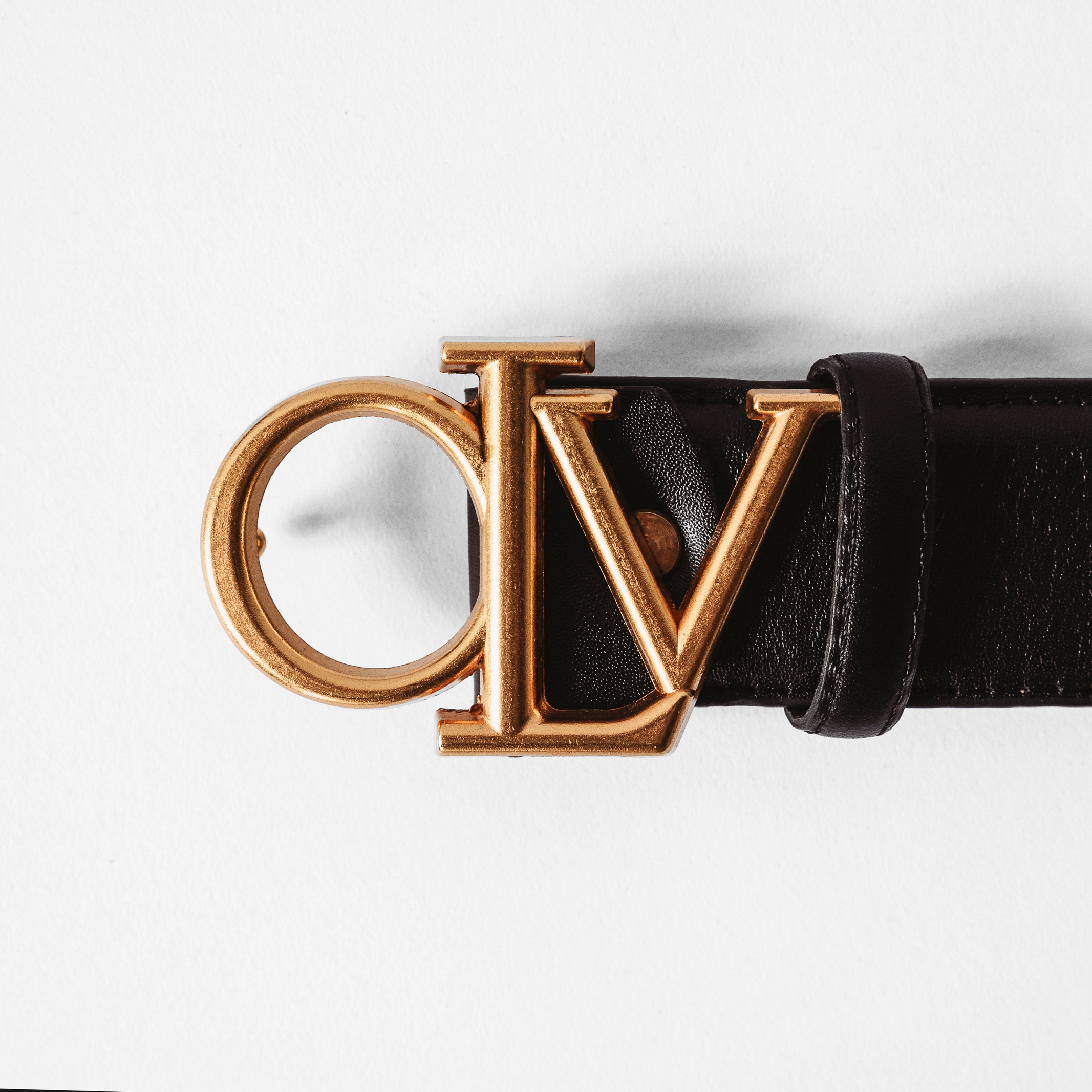 Pasek skórzany ze złota klamrą unisex Blaise2023 Ola Voga czarny