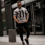 T-shirt bawełniany męski cekinowa aplikacja Brian Ola Voga grafitowa