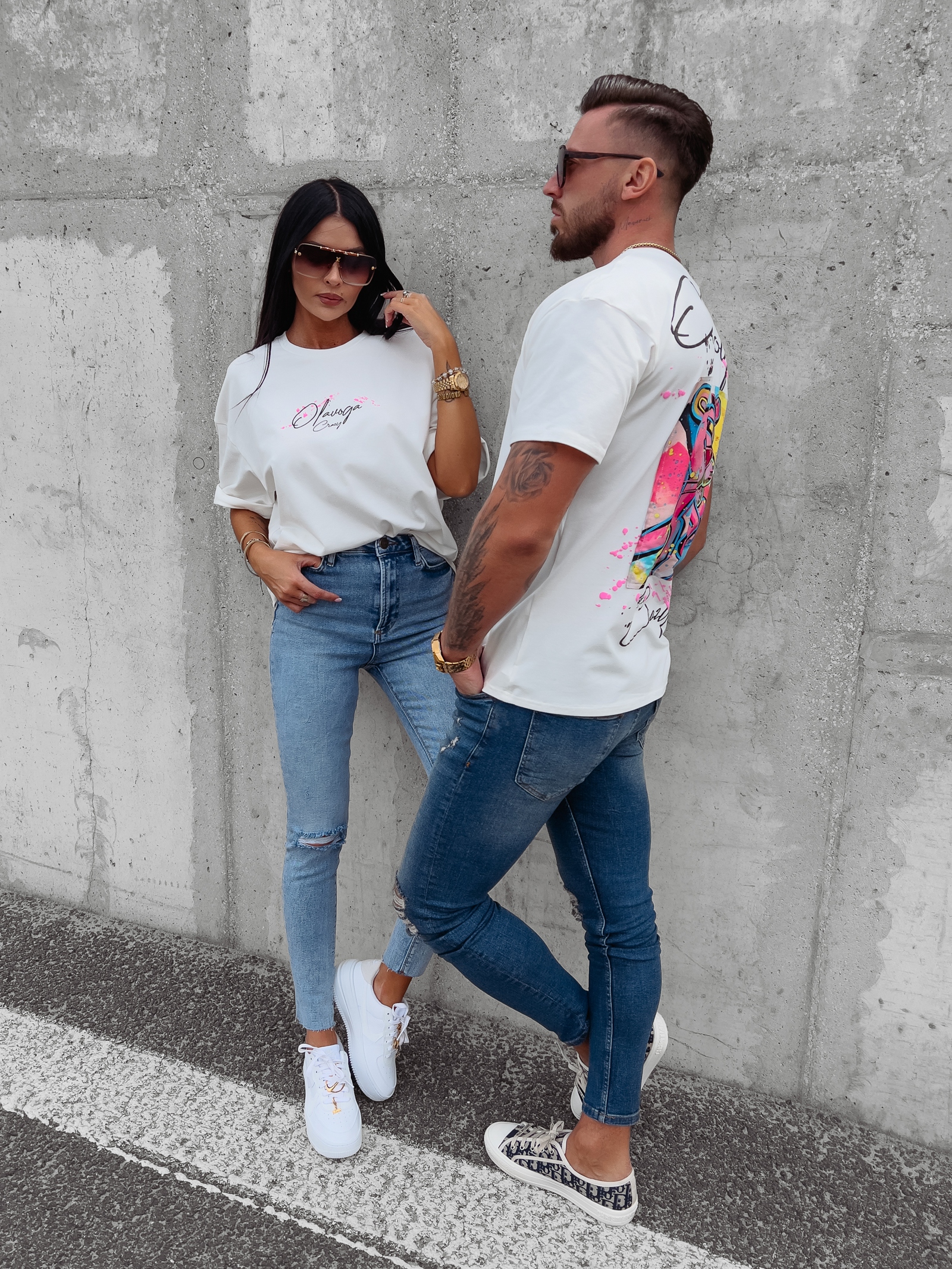 T-shirt damski bawełniany oversize z nadrukiem Rosu Ola Voga ecru