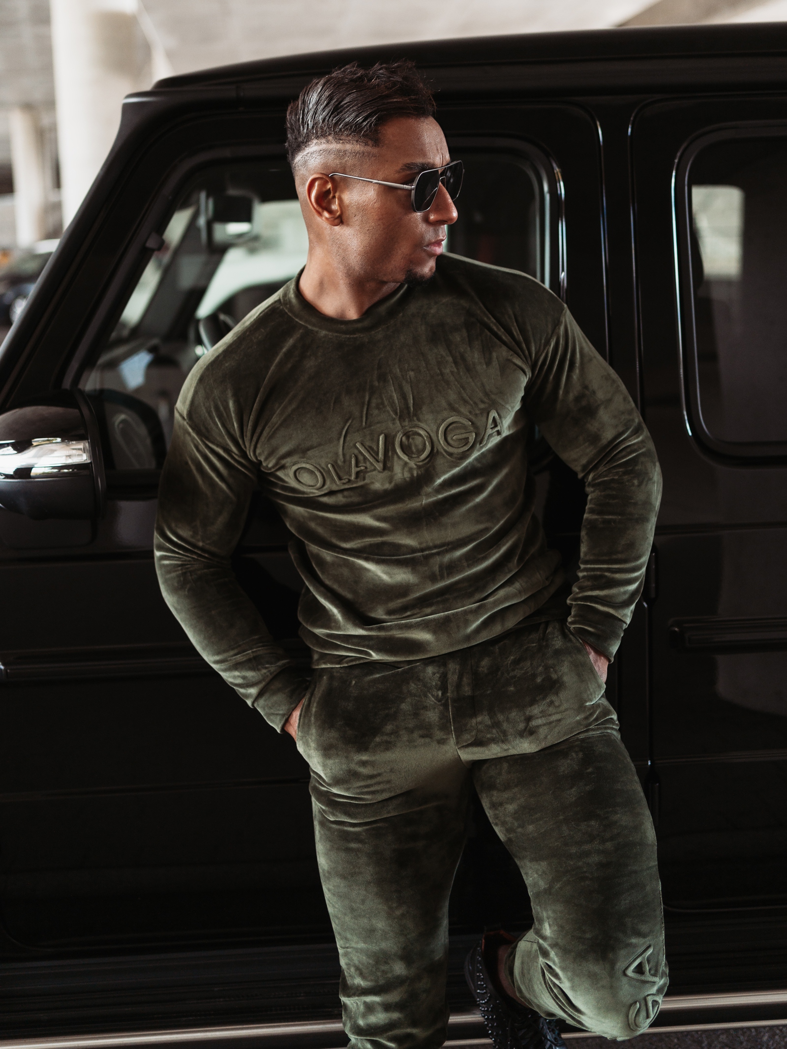 Komplet welurowy męski Beryl Ola Voga khaki Komplet welurowy męski Beryl Ola Voga khaki