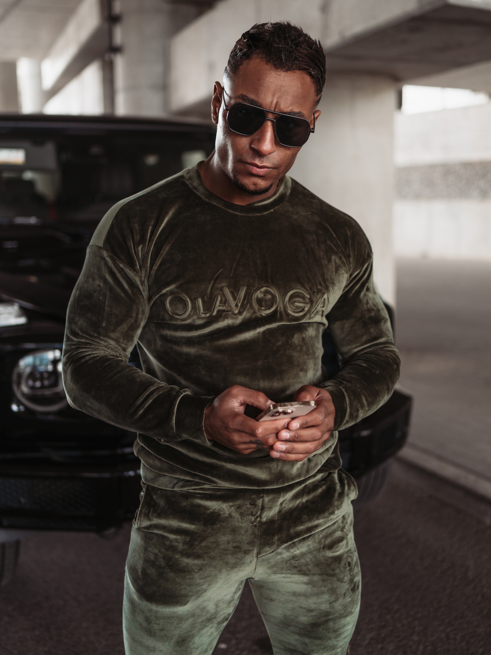 Komplet welurowy męski Beryl Ola Voga khaki Komplet welurowy męski Beryl Ola Voga khaki