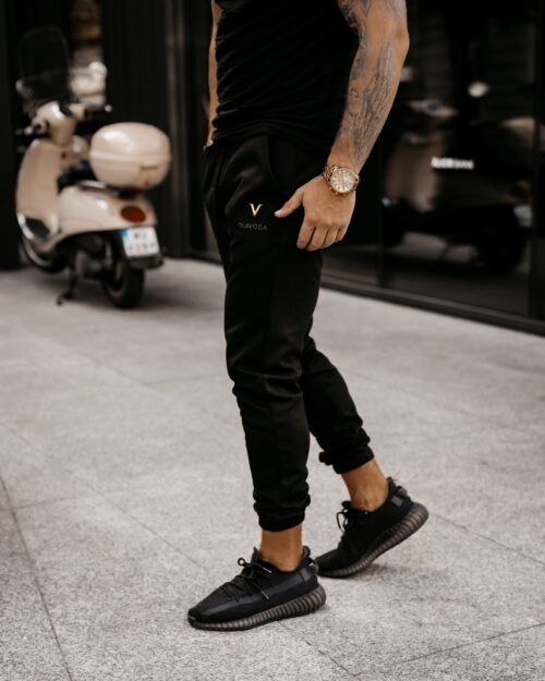 Spodnie dresowe męskie logowane Stratos Ola Voga czarne