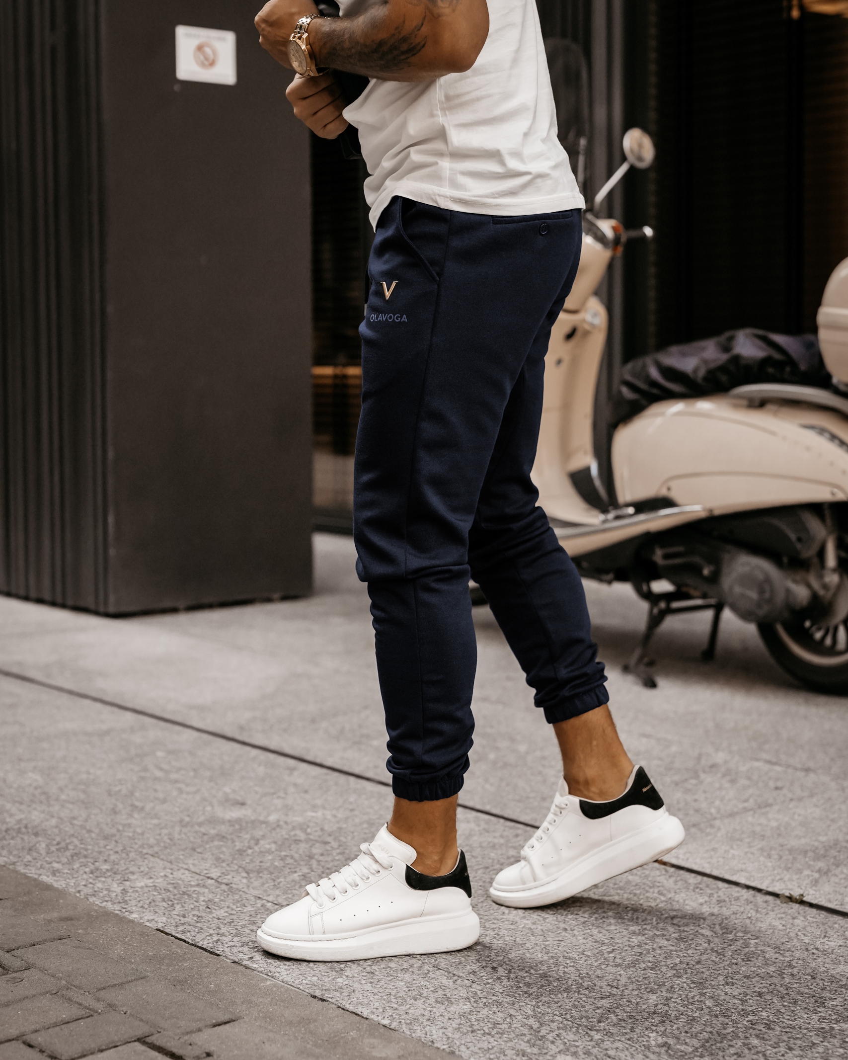 Spodnie dresowe męskie logowane Stratos Ola Voga granatowe