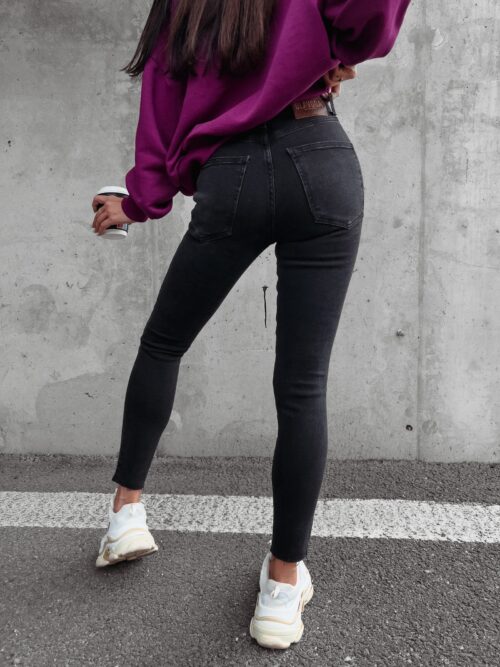 Spodnie jeansowe damskie fit mom Future Ola Voga czarne