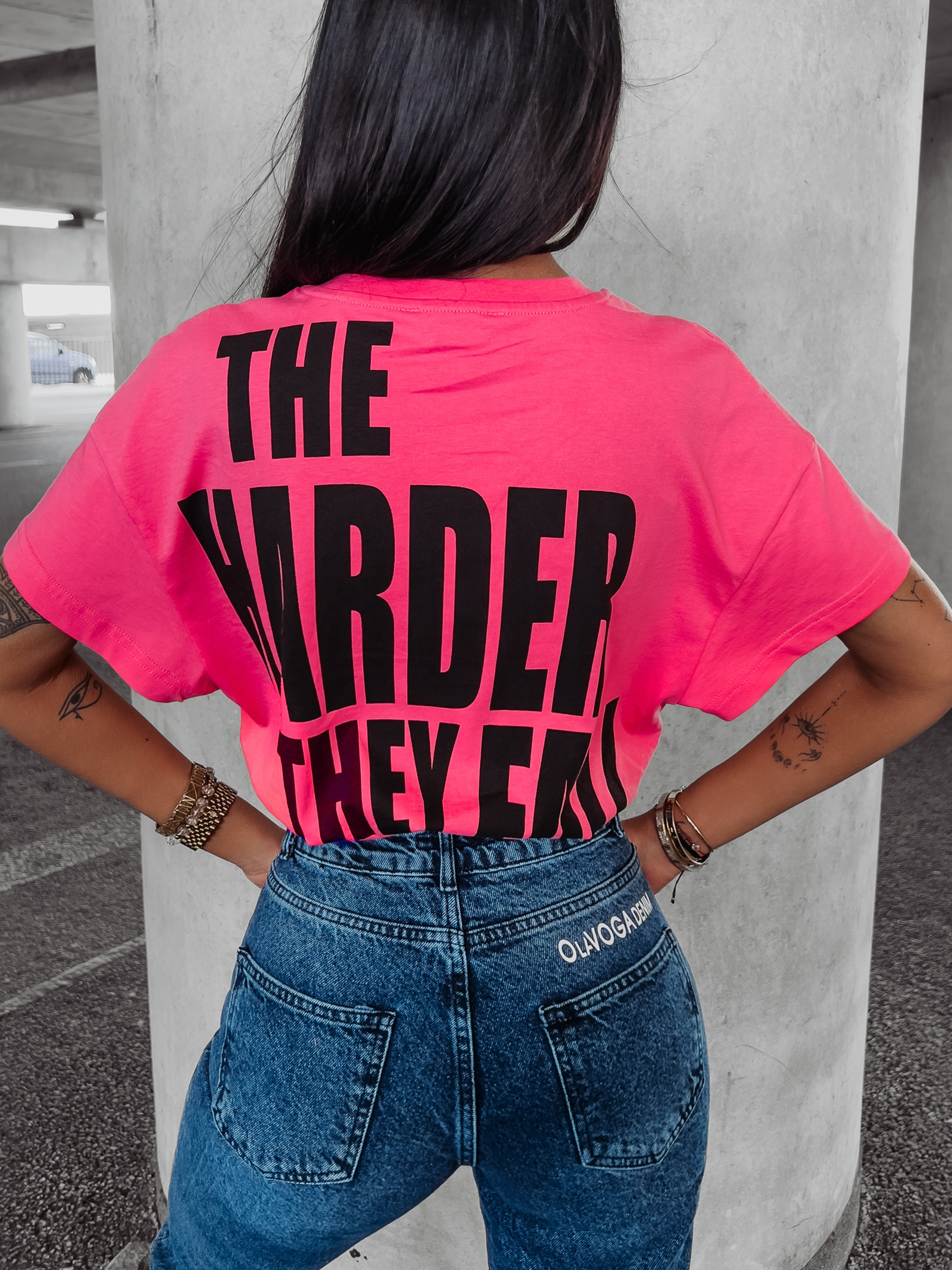 T-shirt bawełniany z haftem Varte Ola Voga różowy T-shirt bawełniany z haftem Varte Ola Voga różowy