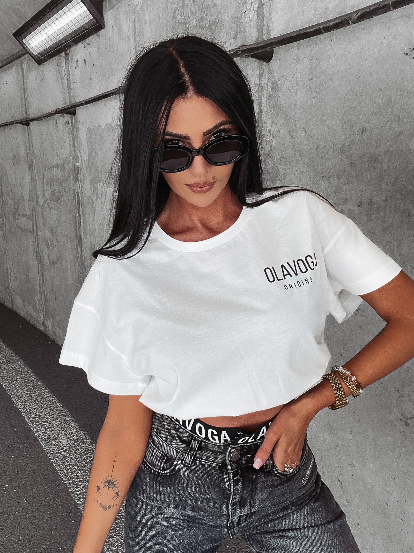 T-shirt bawełniany z haftem Varte Ola Voga ecru T-shirt bawełniany z haftem Varte Ola Voga ecru