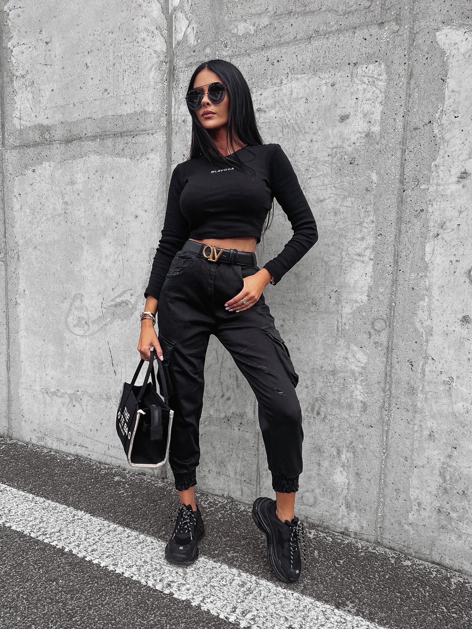 Bluzka dopasowana basicowa True Ola Voga czarny