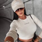 Bluzka dopasowana basicowa True Ola Voga beżowa