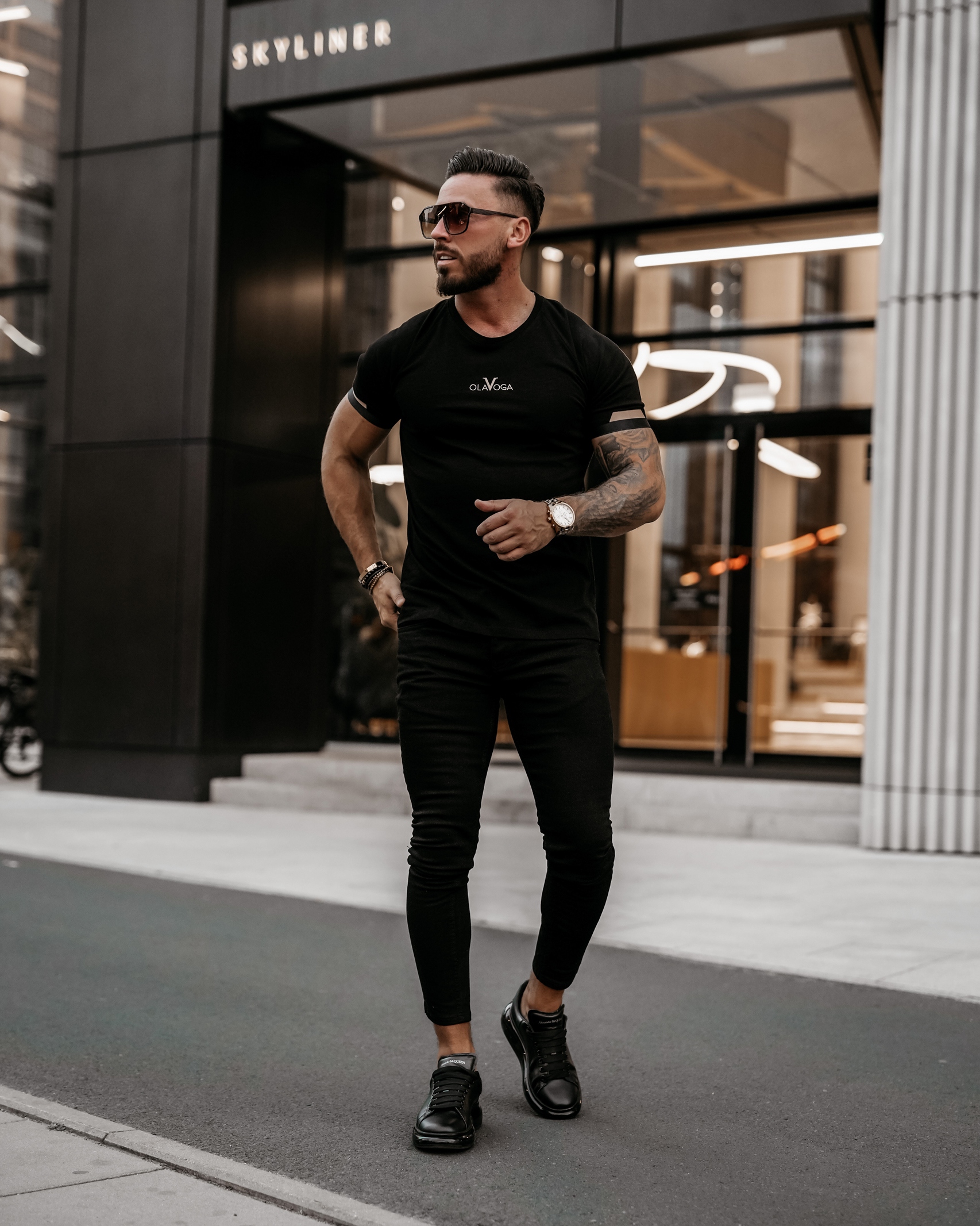 T-shirt bawełniany męski Ovg Ola Voga czarny