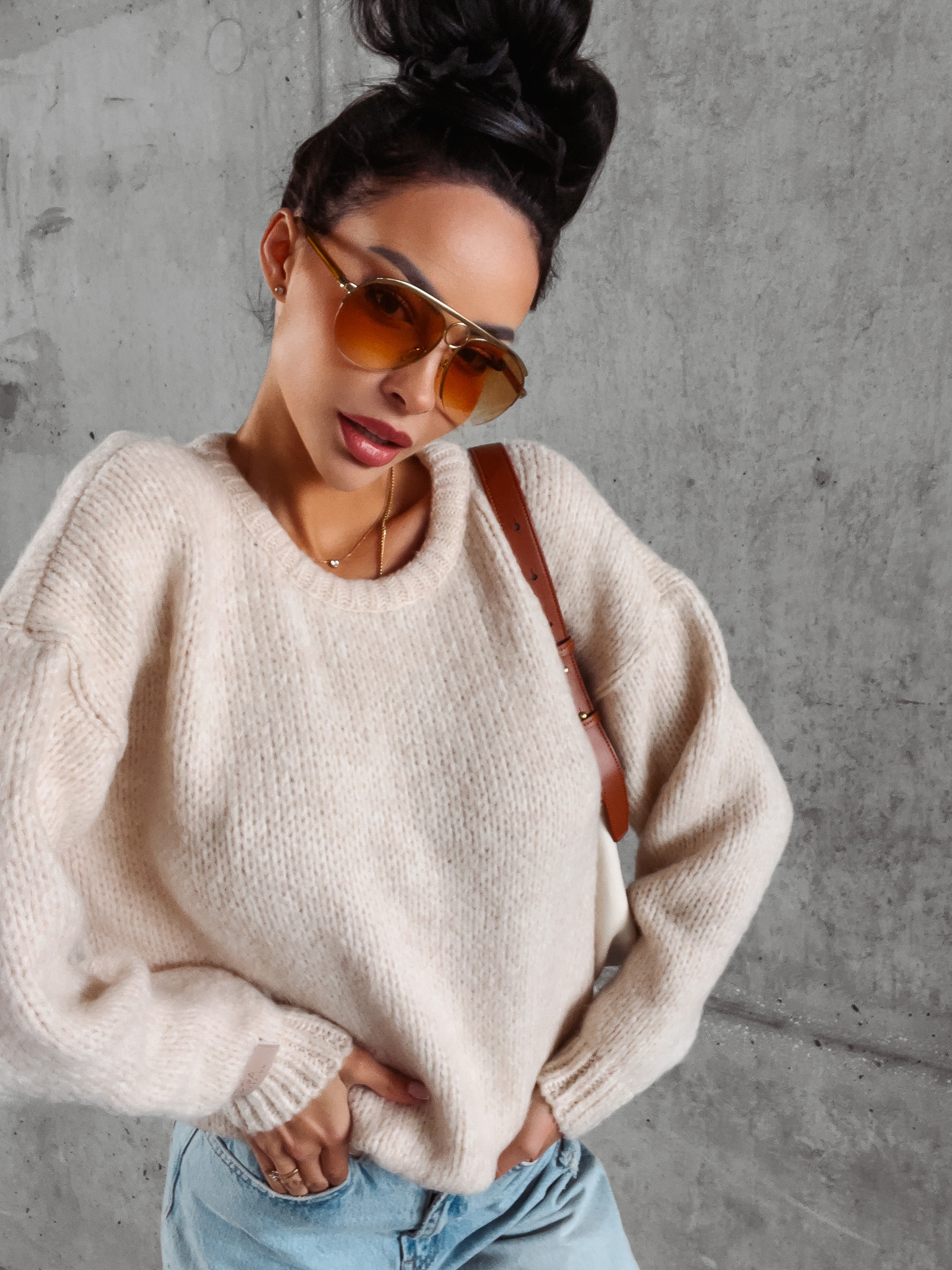 Sweter oversize Camel Ola Voga beżowy