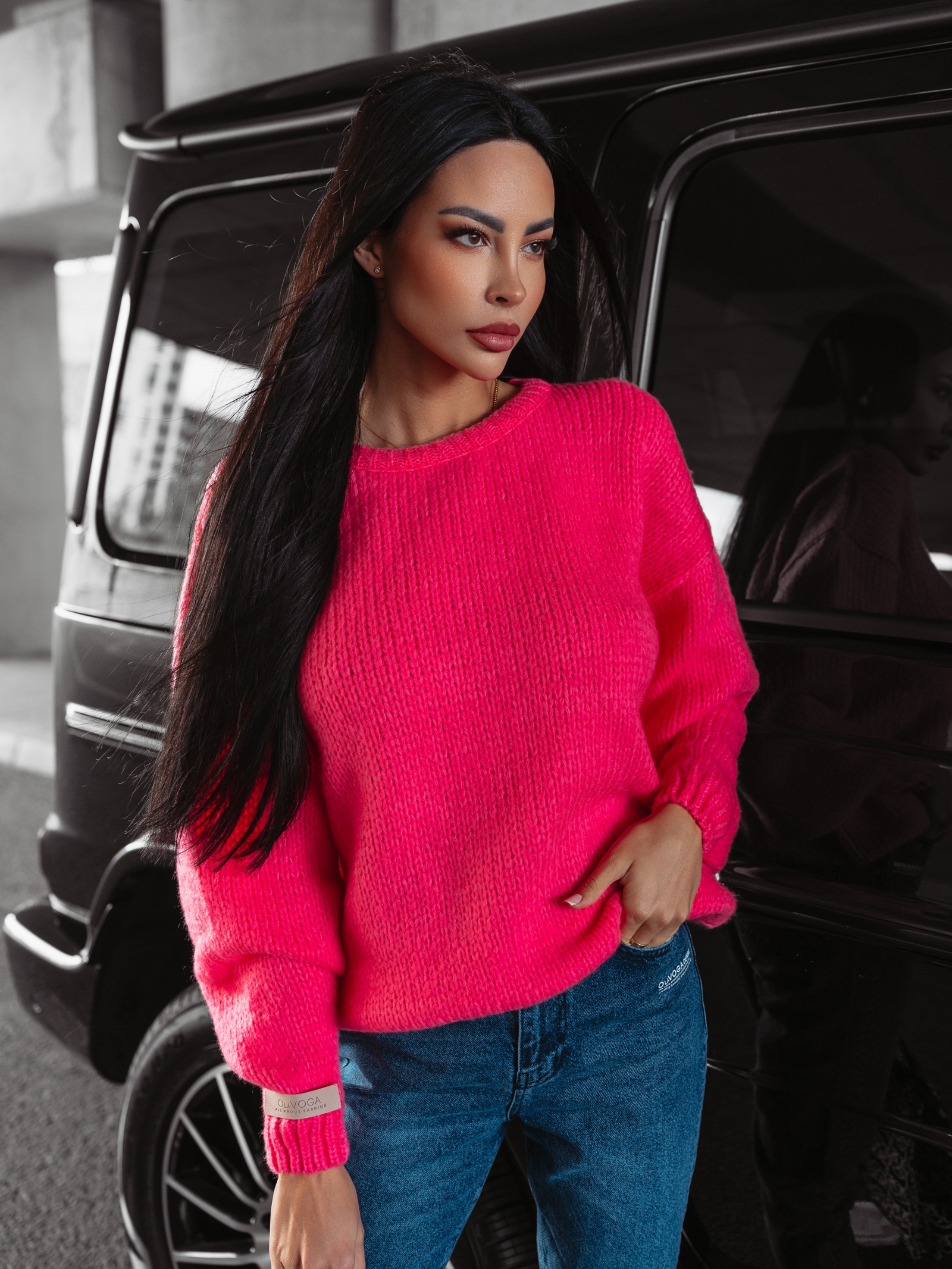 Sweter oversize Camel Ola Voga neonowy róż