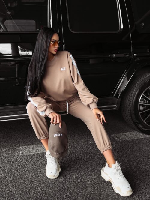 Komplet dresowy damski z lampasem Alaia Ola Voga beżowy