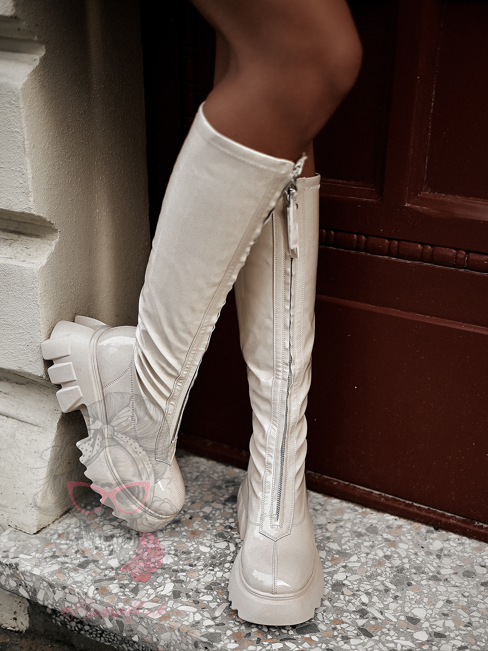 Kozaki lateksowe Rock Yox beżowe