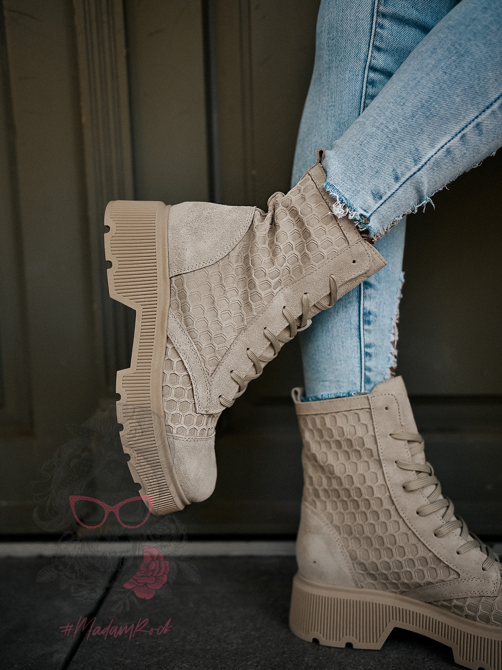 Workery skórzane Madam Comb beżowe