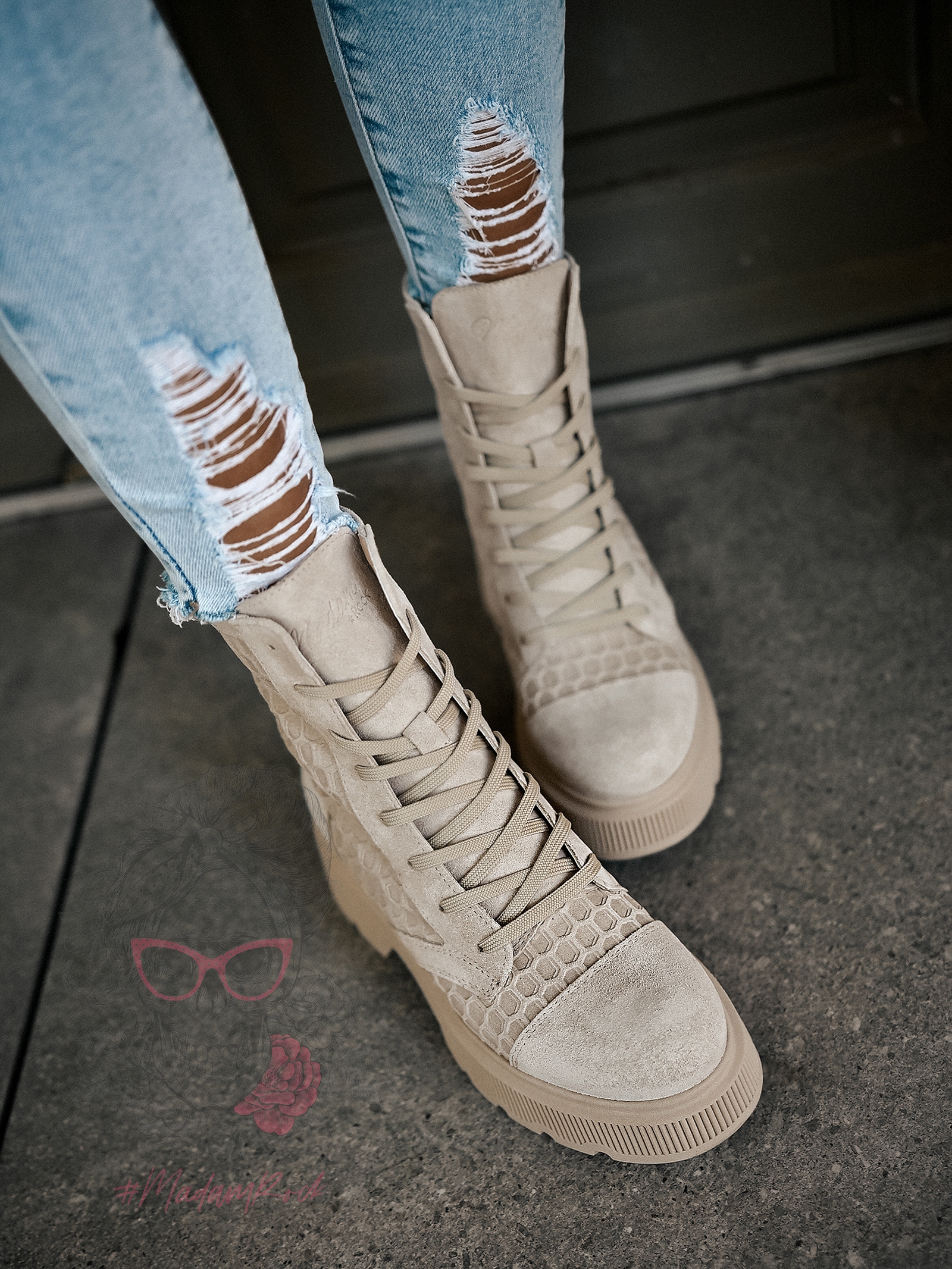 Workery skórzane Madam Comb beżowe