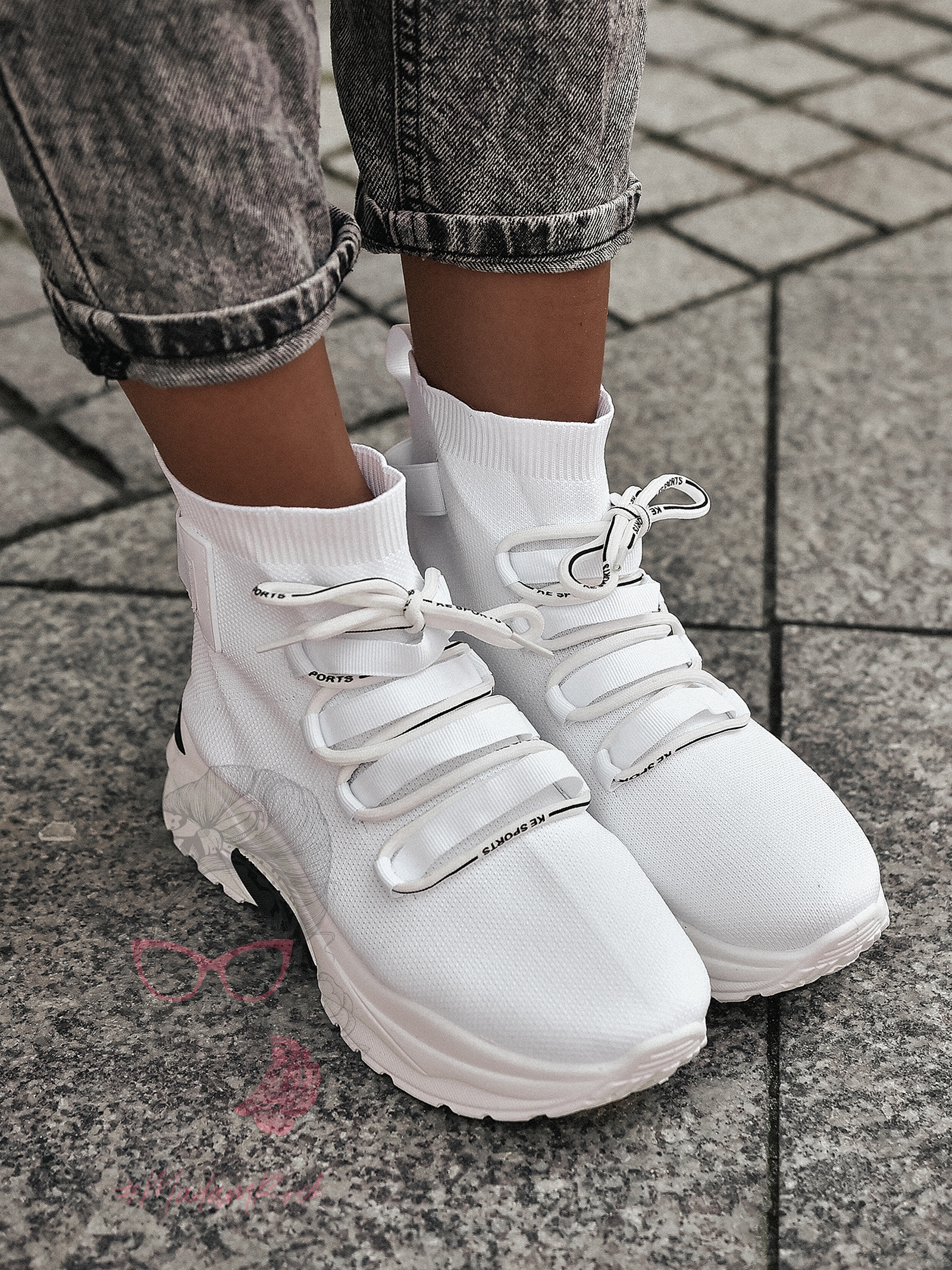 Buty sportowe skarpetki Madam Ortis białe