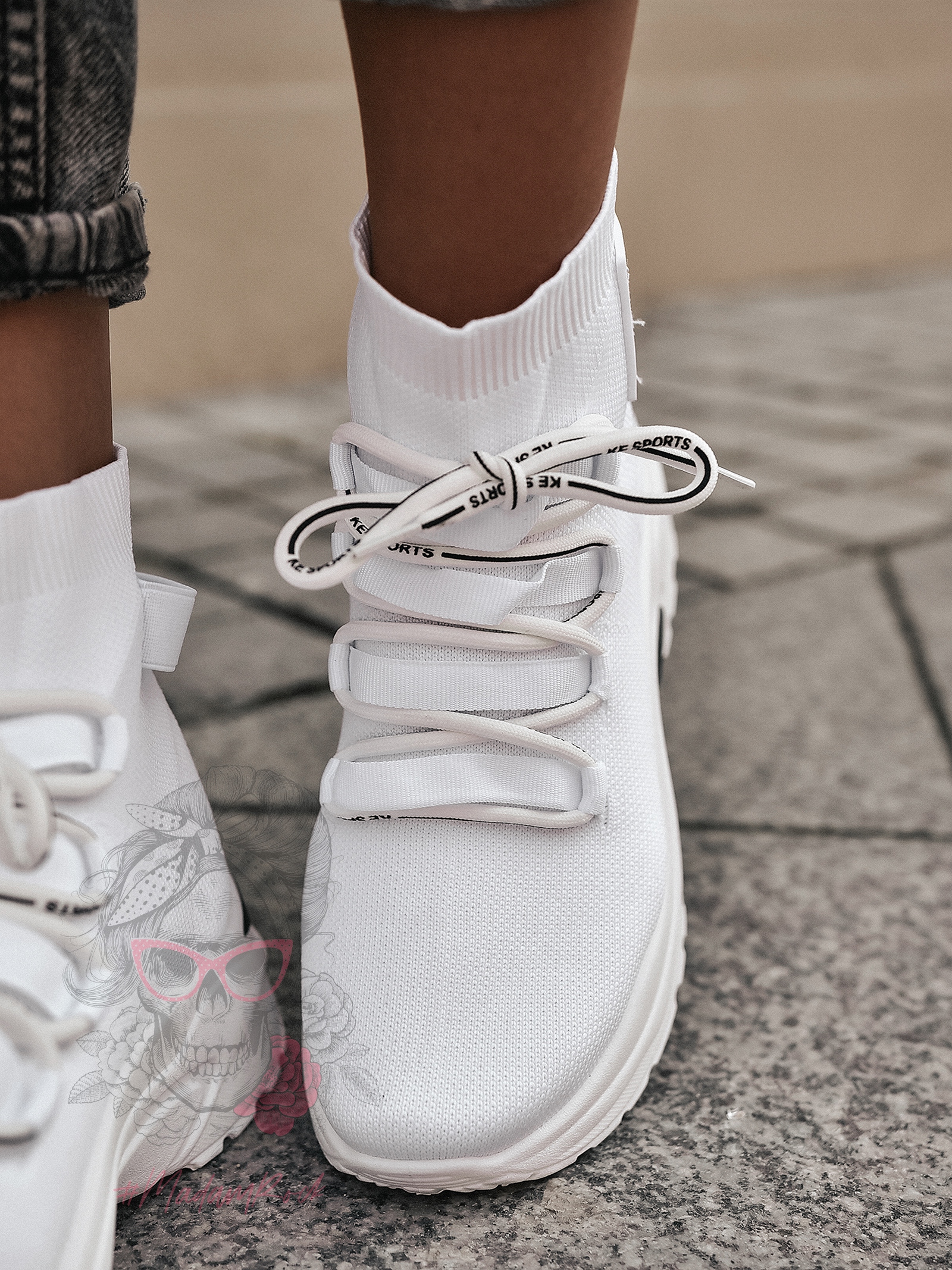 Buty sportowe skarpetki Madam Ortis białe