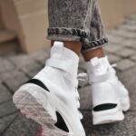 Buty sportowe skarpetki Madam Ortis białe