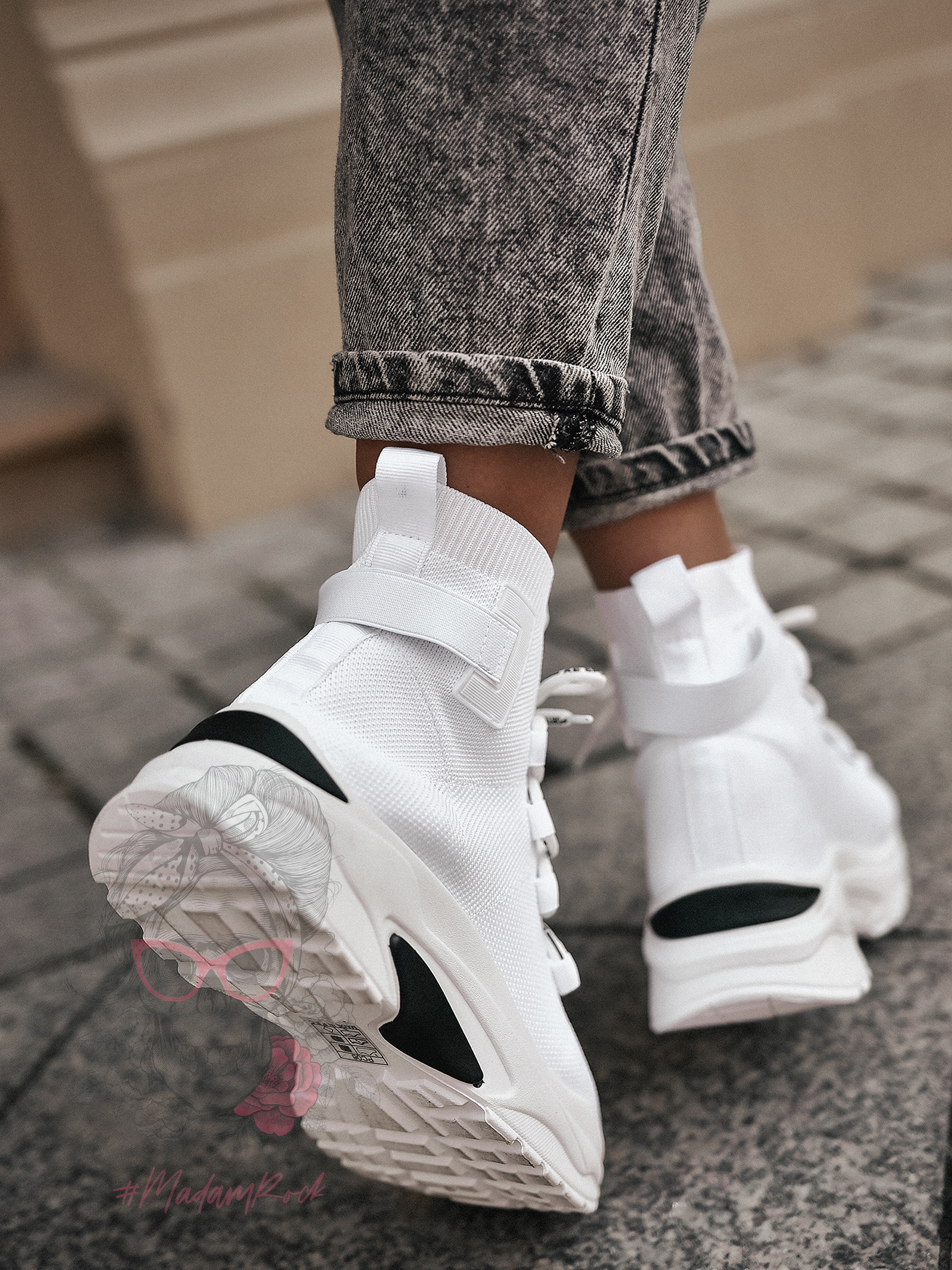 Buty sportowe skarpetki Madam Ortis białe