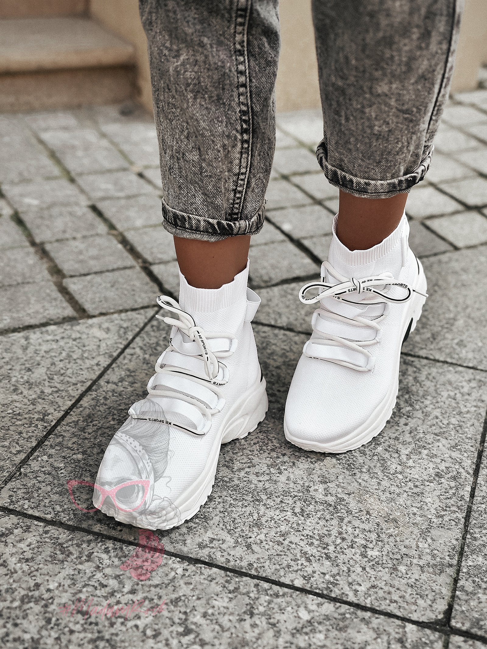 Buty sportowe skarpetki Madam Ortis białe