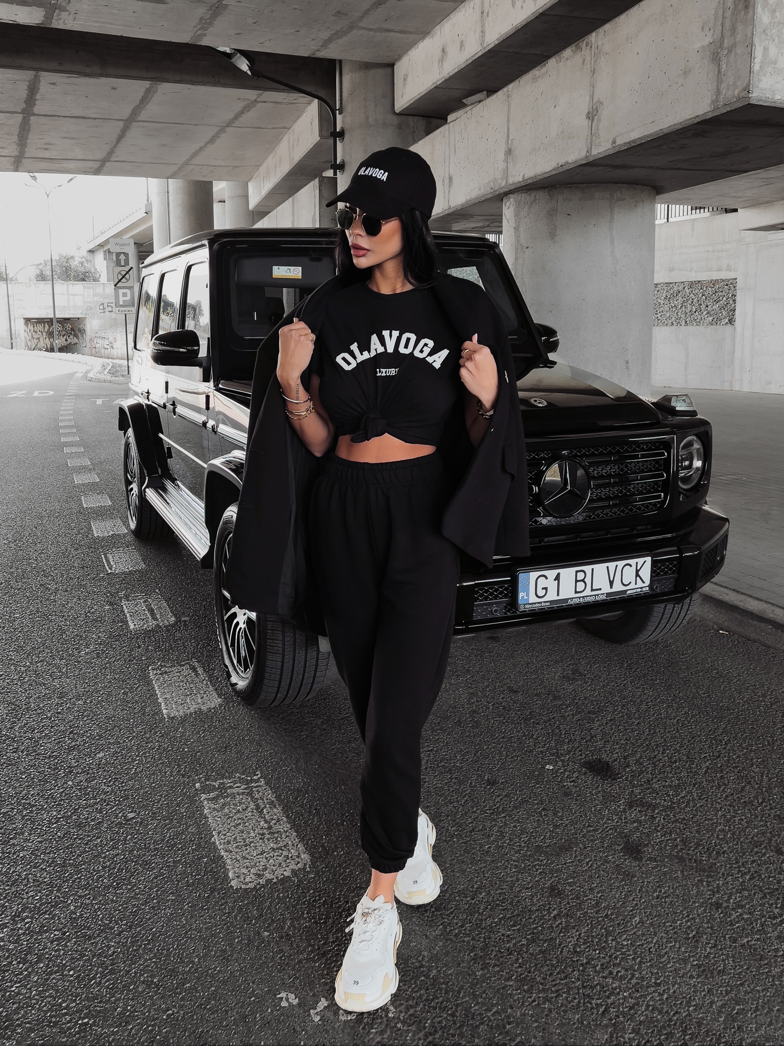 T-shirt bawełniany z aplikacją Calcio Ola Voga czarny