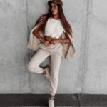 T-shirt bawełniany z aplikacją Calcio Ola Voga ecru