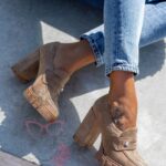 Mokasyny na słupku Madam Mollo cappuccino