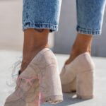 Mokasyny na słupku Madam Mollo beżowe