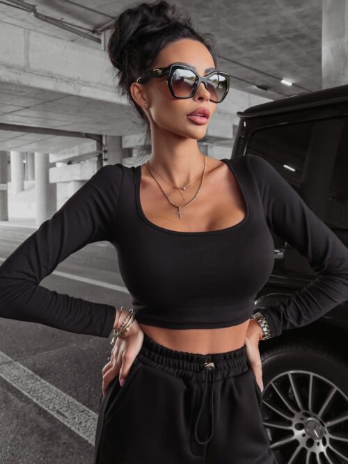 Top krótki bawełniany basic Akiko Ola Voga czarny