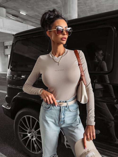 Bluzka klasyczna basicowa Roxanna Ola Voga beżowa