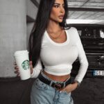 Bluzka gładka dopasowana Aura Ola Voga ecru