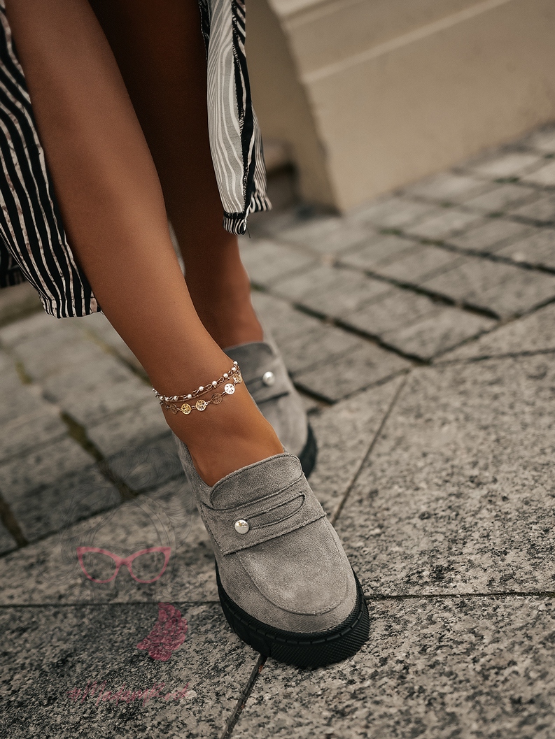 -WYPRZEDANE- Mokasyny na słupku Madam Mollo szare