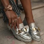 Mokasyny Madam Bobi srebrne