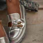 Mokasyny Madam Bobi srebrne