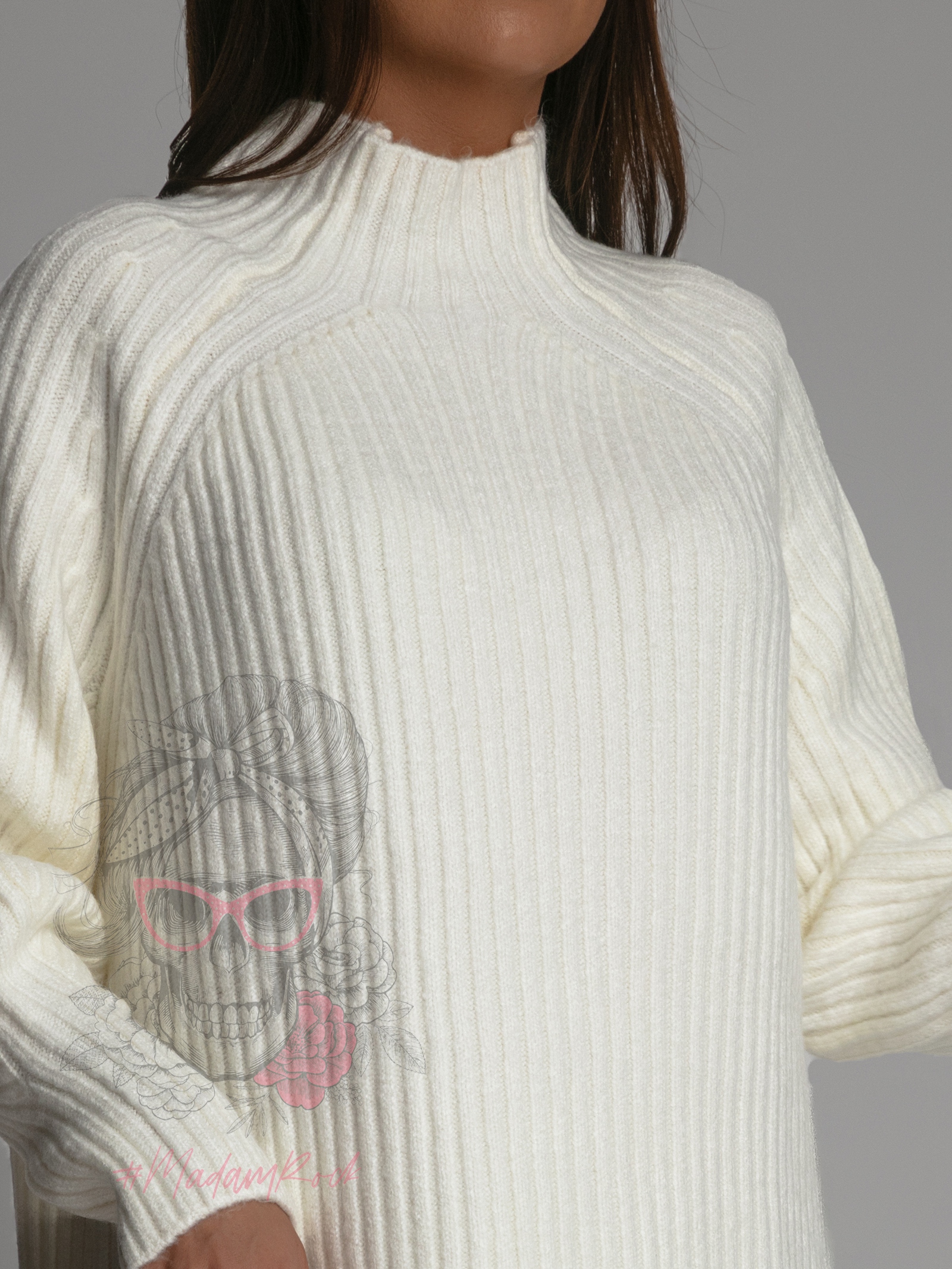 Sweter półgolf oversize Lope Ola Voga kremowy Sweter półgolf oversize Lope Ola Voga kremowy