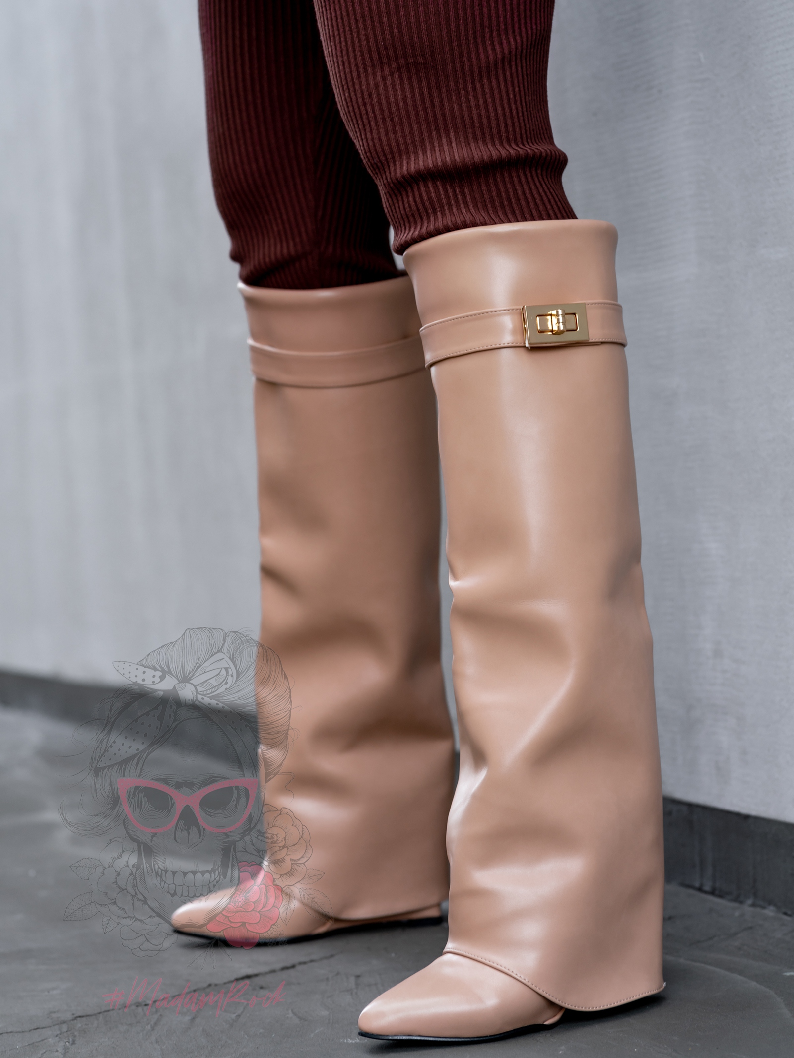 Kozaki koturny Madam Givme beżowe Kozaki koturny Madam Givme beżowe