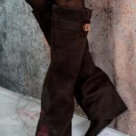 Kozaki koturny Madam Givme czekoladowe zamszowe