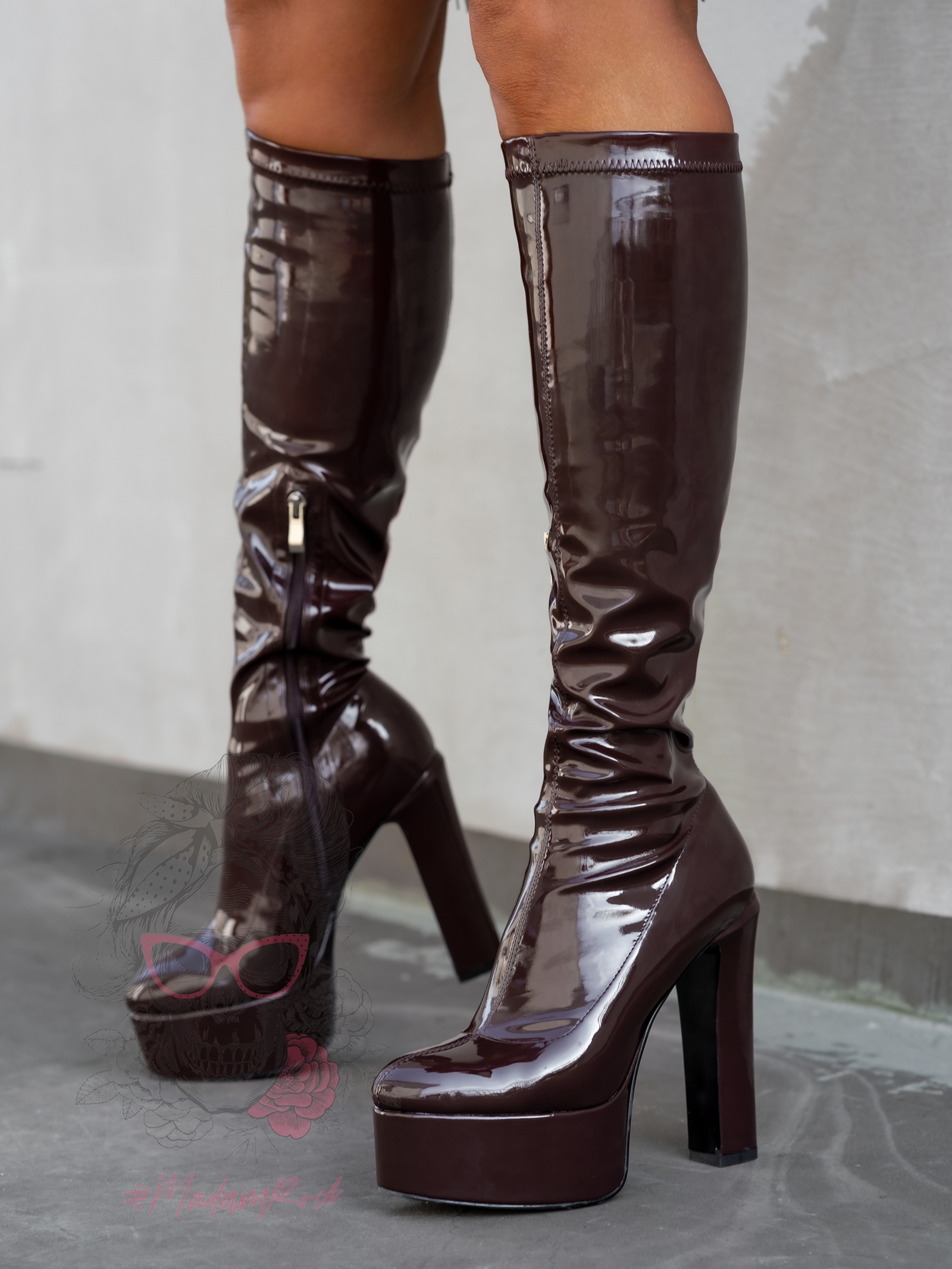 Kozaki lakierowane na słupku Mustang Rock brązowe