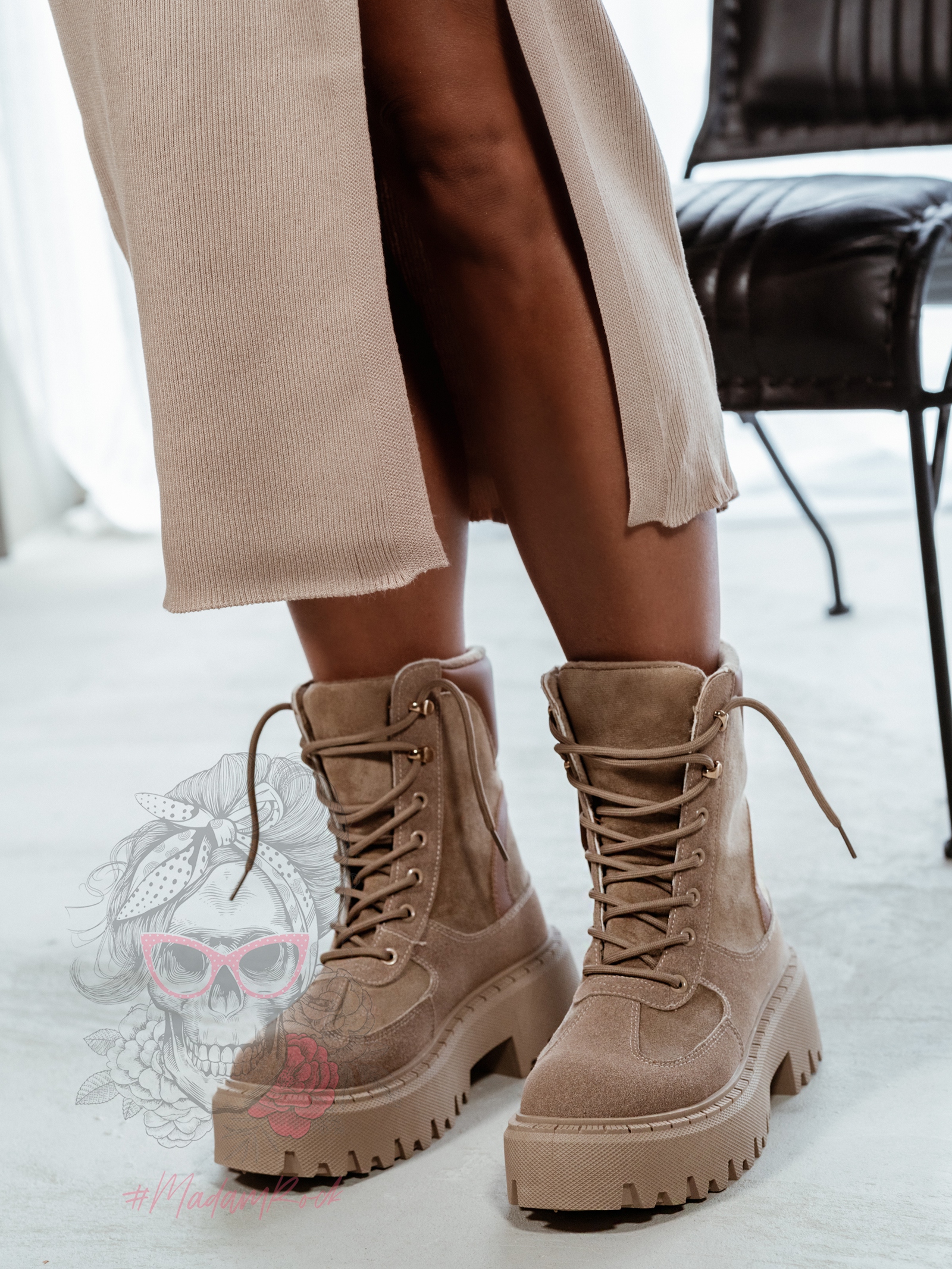 Traperki zamszowe Madam Dobe cappuccino Traperki zamszowe Madam Dobe cappuccino